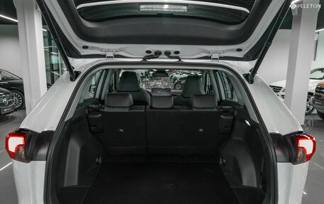 Toyota RAV4, 2024 год, 3 900 000 рублей, 7 фотография
