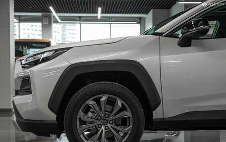 Toyota RAV4, 2024 год, 3 900 000 рублей, 26 фотография