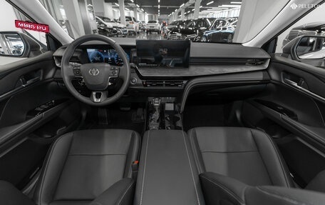 Toyota Camry, 2024 год, 3 980 000 рублей, 8 фотография