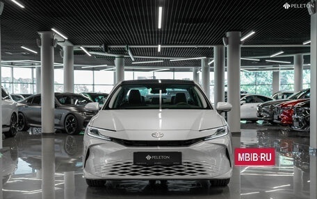 Toyota Camry, 2024 год, 3 980 000 рублей, 3 фотография