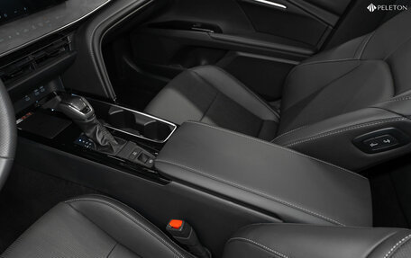 Toyota Camry, 2024 год, 3 980 000 рублей, 20 фотография