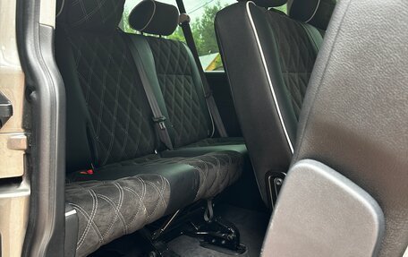Volkswagen Caravelle T6 рестайлинг, 2018 год, 5 300 000 рублей, 9 фотография
