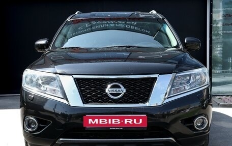 Nissan Pathfinder, 2015 год, 1 698 000 рублей, 2 фотография