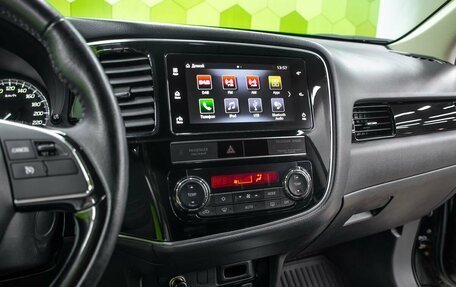 Mitsubishi Outlander III рестайлинг 3, 2019 год, 2 200 000 рублей, 19 фотография