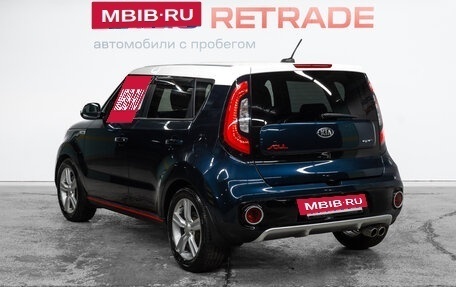KIA Soul II рестайлинг, 2017 год, 1 499 000 рублей, 8 фотография