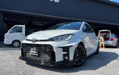Toyota Yaris, 2022 год, 2 580 000 рублей, 1 фотография