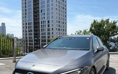 Mercedes-Benz A-Класс, 2018 год, 1 950 000 рублей, 1 фотография