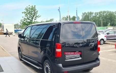Opel Vivaro, 2021 год, 2 900 000 рублей, 8 фотография
