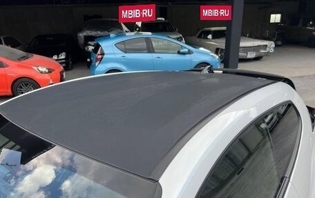 Toyota Yaris, 2022 год, 2 580 000 рублей, 33 фотография