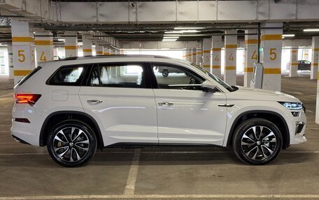 Skoda Kodiaq I, 2024 год, 4 350 000 рублей, 5 фотография