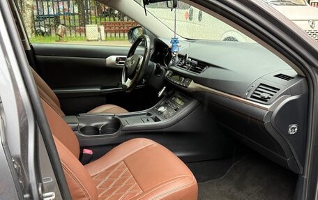 Lexus CT I рестайлинг, 2013 год, 1 530 000 рублей, 7 фотография