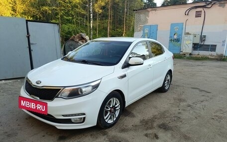 KIA Rio III рестайлинг, 2015 год, 1 040 000 рублей, 5 фотография