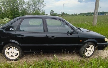 Volkswagen Passat B4, 1995 год, 175 000 рублей, 3 фотография