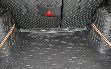 Mitsubishi Outlander III рестайлинг 3, 2021 год, 2 450 000 рублей, 4 фотография