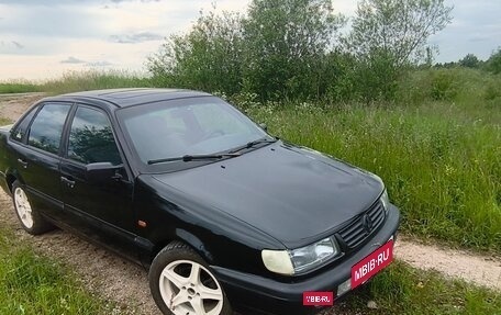 Volkswagen Passat B4, 1995 год, 175 000 рублей, 2 фотография