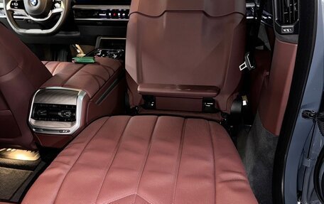 BMW 7 серия, 2024 год, 9 800 000 рублей, 10 фотография