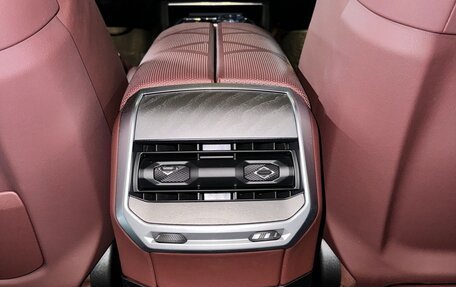 BMW 7 серия, 2024 год, 9 800 000 рублей, 13 фотография