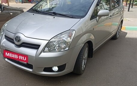 Toyota Corolla Verso I, 2008 год, 950 000 рублей, 3 фотография