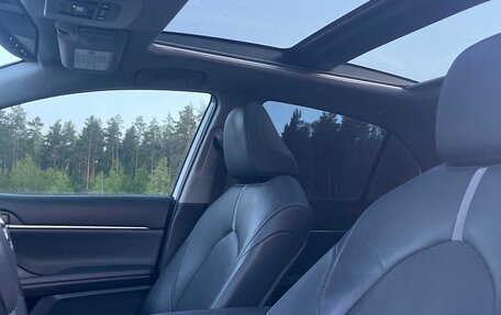 Toyota Camry, 2021 год, 3 850 000 рублей, 11 фотография