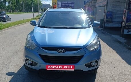 Hyundai ix35 I рестайлинг, 2013 год, 1 170 000 рублей, 2 фотография