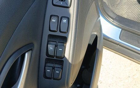Hyundai ix35 I рестайлинг, 2013 год, 1 170 000 рублей, 14 фотография