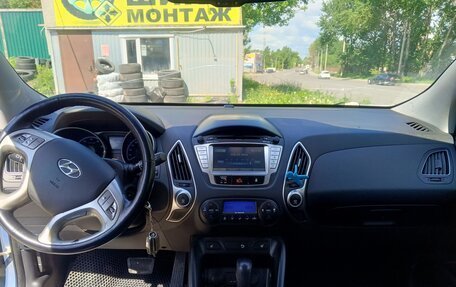 Hyundai ix35 I рестайлинг, 2013 год, 1 170 000 рублей, 12 фотография