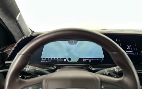 Cadillac Escalade V, 2022 год, 14 100 000 рублей, 11 фотография