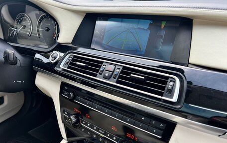 BMW 7 серия, 2010 год, 1 900 000 рублей, 12 фотография