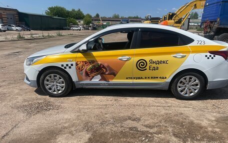 Hyundai Solaris II рестайлинг, 2019 год, 800 000 рублей, 6 фотография