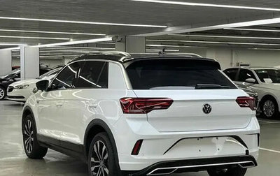 Volkswagen T-Roc I, 2022 год, 1 813 050 рублей, 1 фотография