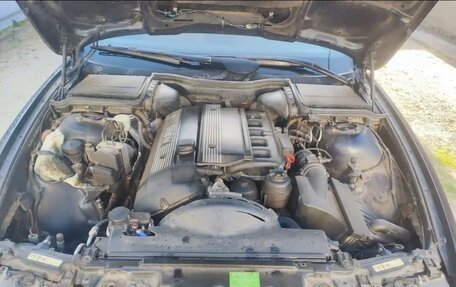BMW 5 серия, 1999 год, 600 000 рублей, 17 фотография