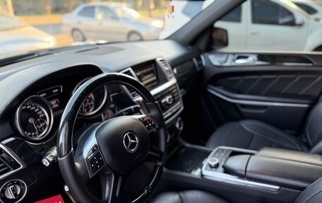 Mercedes-Benz GL-Класс, 2014 год, 3 700 000 рублей, 24 фотография