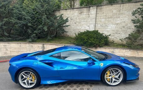 Ferrari F8, 2019 год, 26 500 000 рублей, 3 фотография