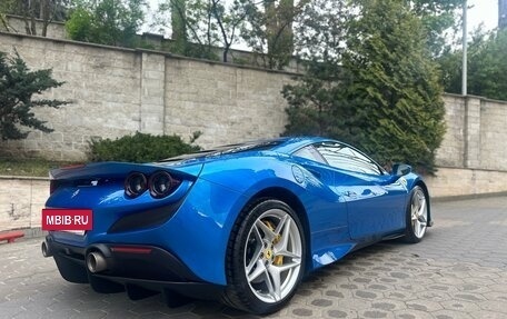 Ferrari F8, 2019 год, 26 500 000 рублей, 4 фотография