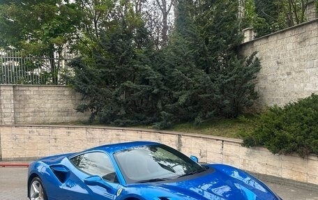 Ferrari F8, 2019 год, 26 500 000 рублей, 9 фотография