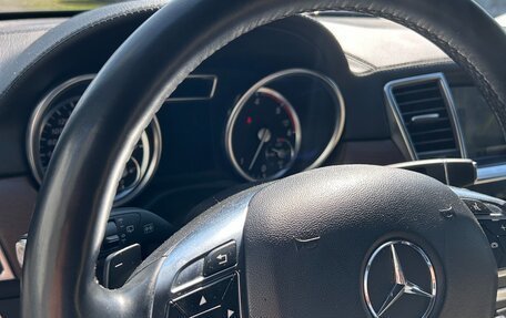 Mercedes-Benz M-Класс, 2014 год, 2 700 000 рублей, 10 фотография