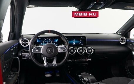 Mercedes-Benz A-Класс AMG, 2019 год, 3 750 000 рублей, 9 фотография