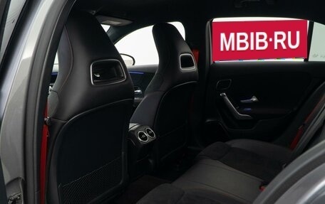 Mercedes-Benz A-Класс AMG, 2019 год, 3 750 000 рублей, 14 фотография