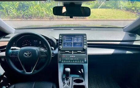 Toyota Avalon, 2020 год, 1 900 000 рублей, 6 фотография