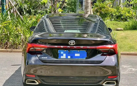 Toyota Avalon, 2020 год, 1 900 000 рублей, 8 фотография