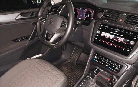 Volkswagen Tiguan II, 2021 год, 3 390 000 рублей, 12 фотография