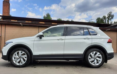 Volkswagen Tiguan II, 2021 год, 3 390 000 рублей, 8 фотография