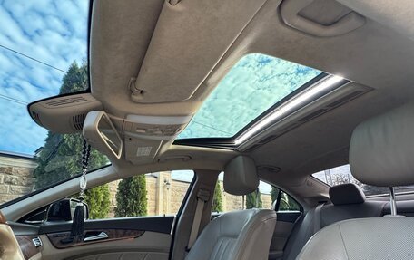 Mercedes-Benz CLS, 2012 год, 2 700 000 рублей, 18 фотография