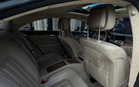Mercedes-Benz CLS, 2012 год, 2 700 000 рублей, 19 фотография