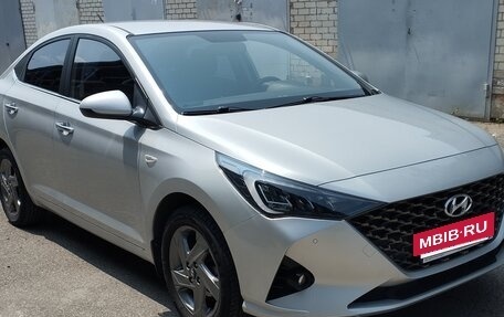 Hyundai Solaris II рестайлинг, 2020 год, 1 700 000 рублей, 9 фотография