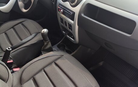 Renault Logan I, 2012 год, 545 000 рублей, 10 фотография