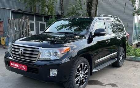 Toyota Land Cruiser 200, 2013 год, 3 950 000 рублей, 4 фотография