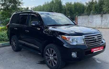 Toyota Land Cruiser 200, 2013 год, 3 950 000 рублей, 2 фотография