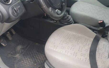Ford Fiesta, 2003 год, 300 000 рублей, 9 фотография