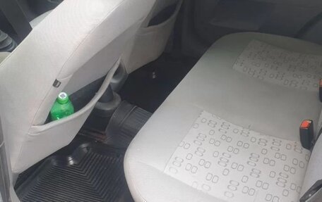 Ford Fiesta, 2003 год, 300 000 рублей, 8 фотография